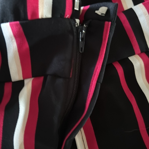 TORRID Black and Pink Striped Shorts Size 26 - Picture 5 of 6